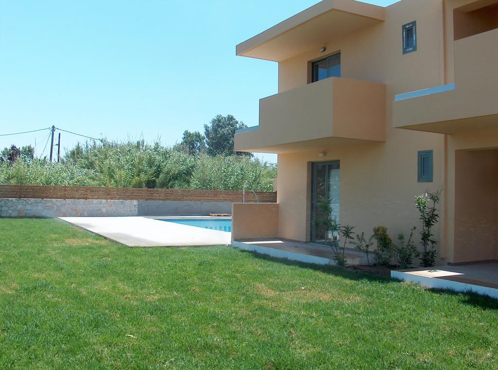 Gerona Mare Apartments Gerani  Room photo