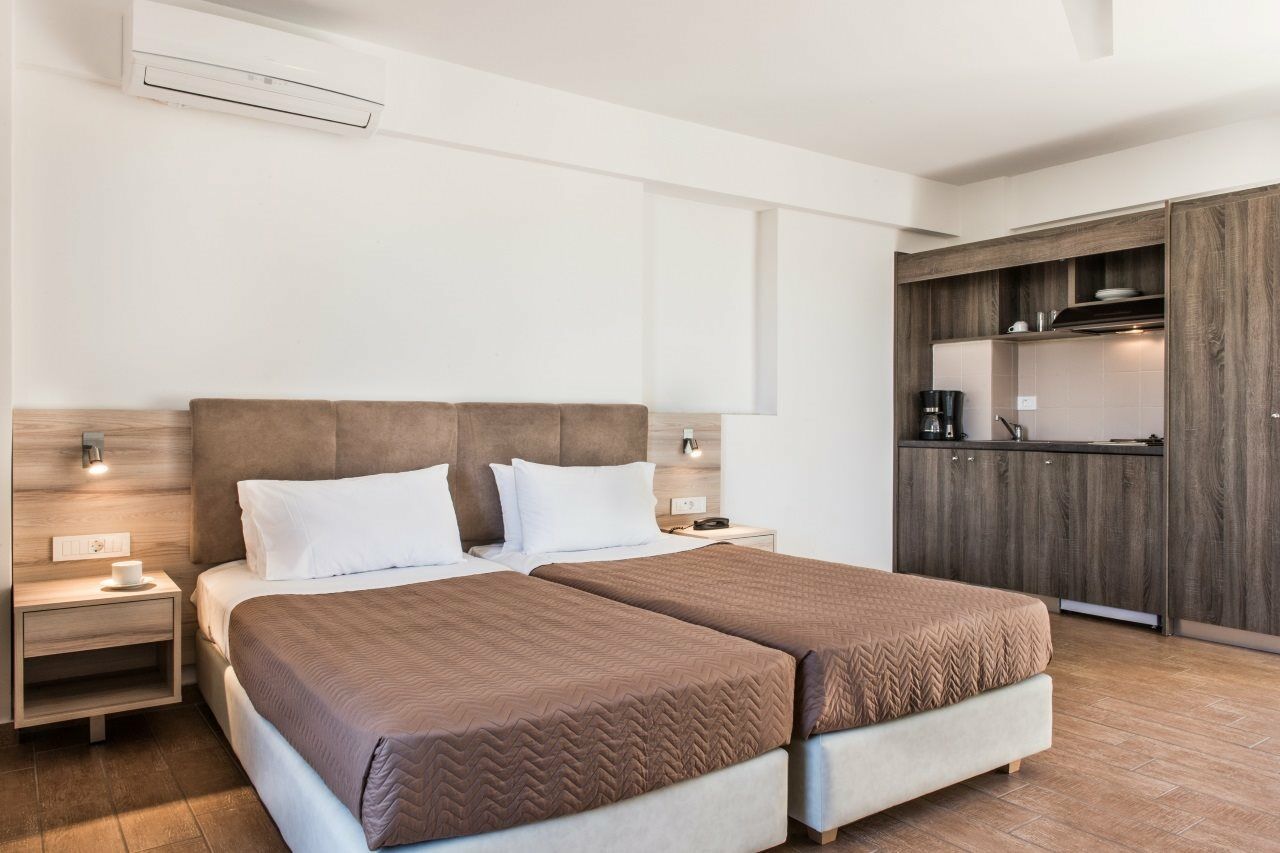 Gerona Mare Apartments Gerani  Exterior photo